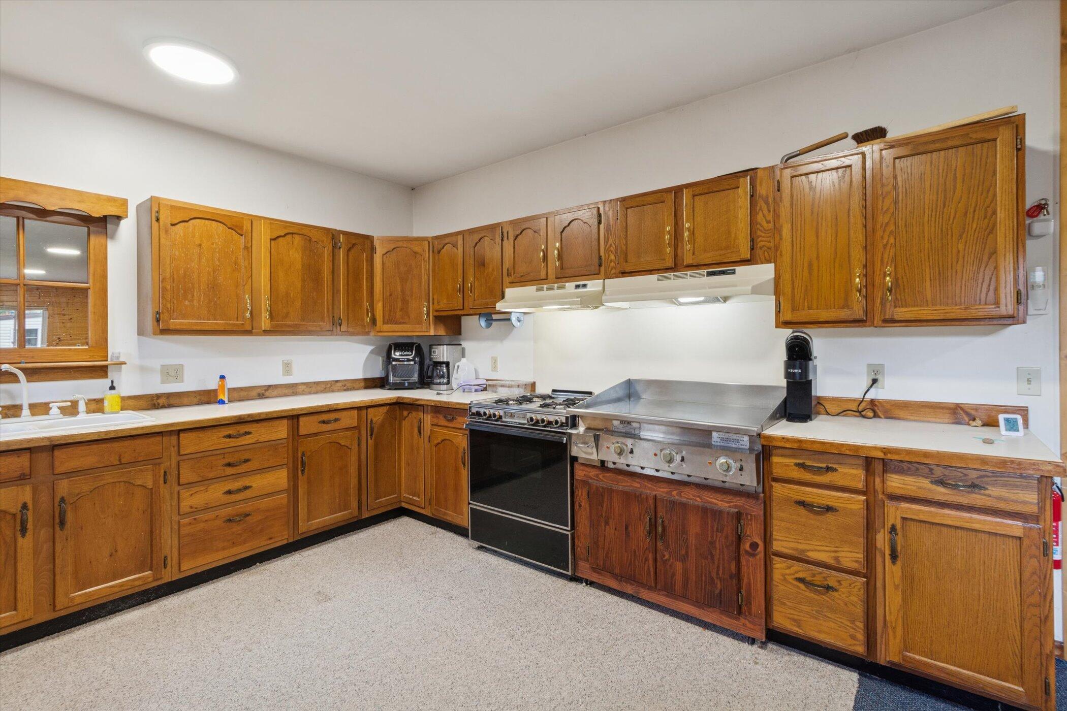 Image 4: 25-5626 S Jeffs Rd unit B Merritt-Window