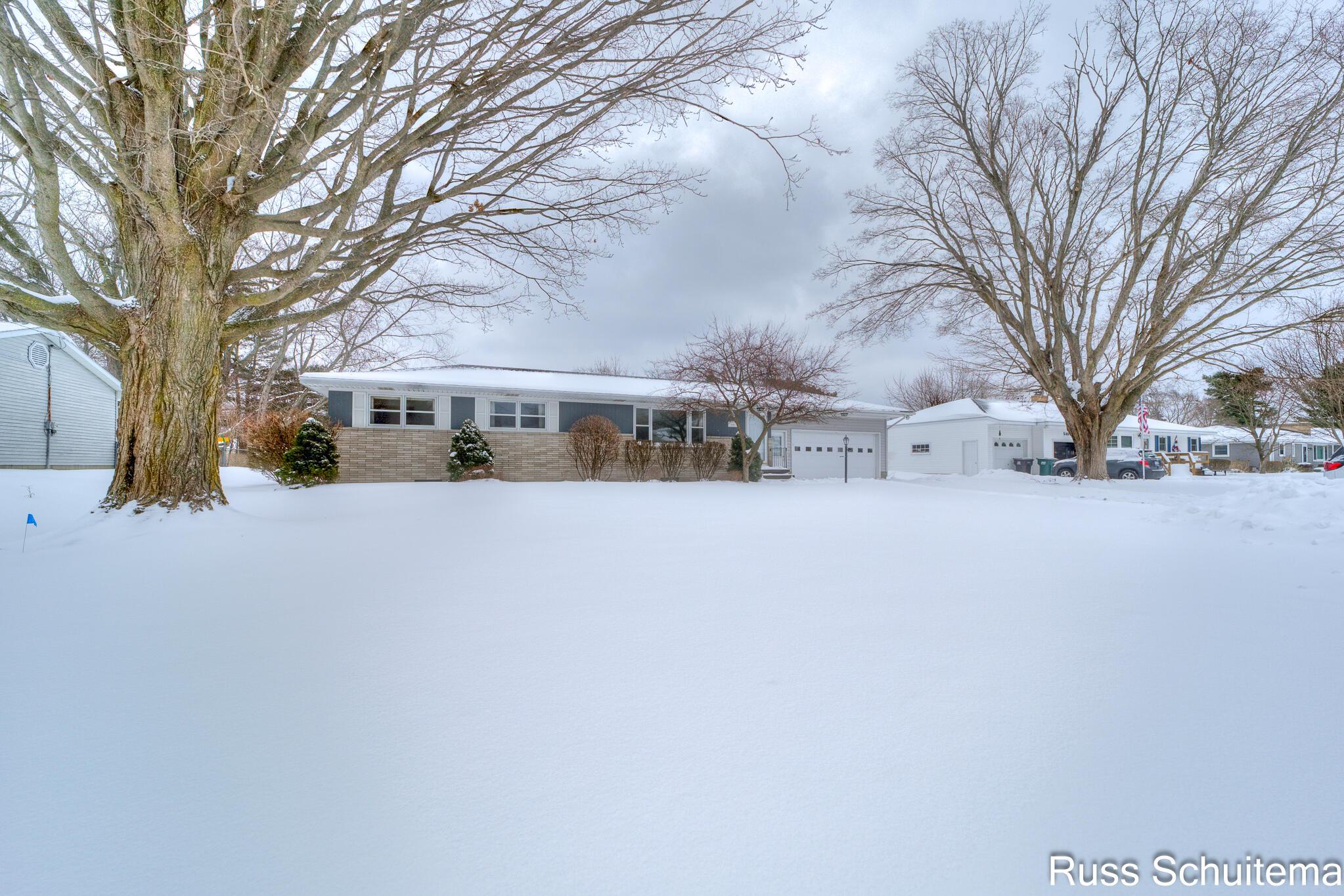 Image 2: 5080 McDowell St (2 of 43)