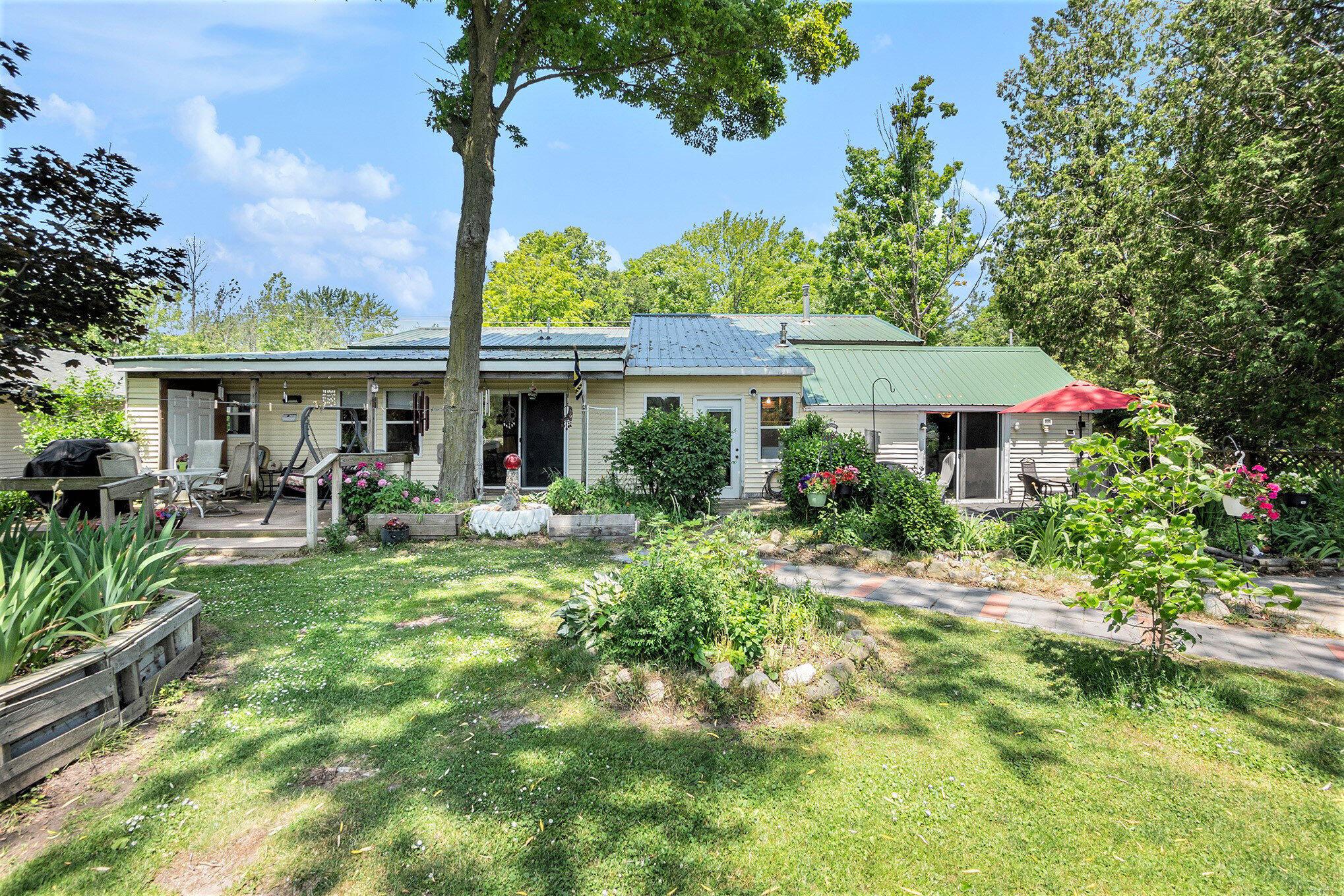 Image 3: 028_file_200