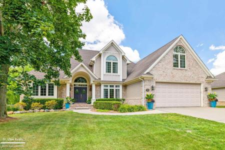 306 Hawks Nest Drive
