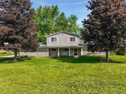 1236 Beemer Court
