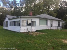3585 HIGHLAND BOULEVARD