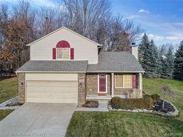 432 COVE VIEW Drive