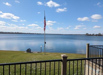 106 E Walled Lake Drive