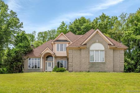 2479 Waterfront Drive