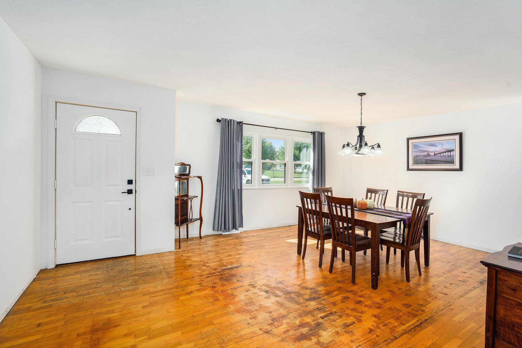 Image 2: 005__sa90202_220