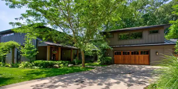 3192 Beach Trail Drive