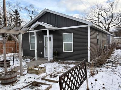152 E Fourteenth Street