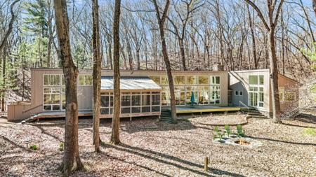 4249 Lake Road