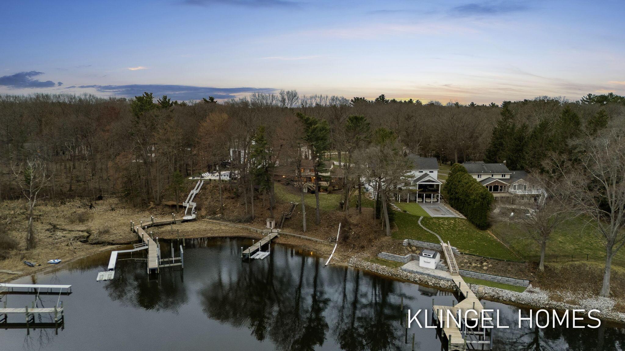 Image 4: 177-web-or-mls-19094-walden-dr