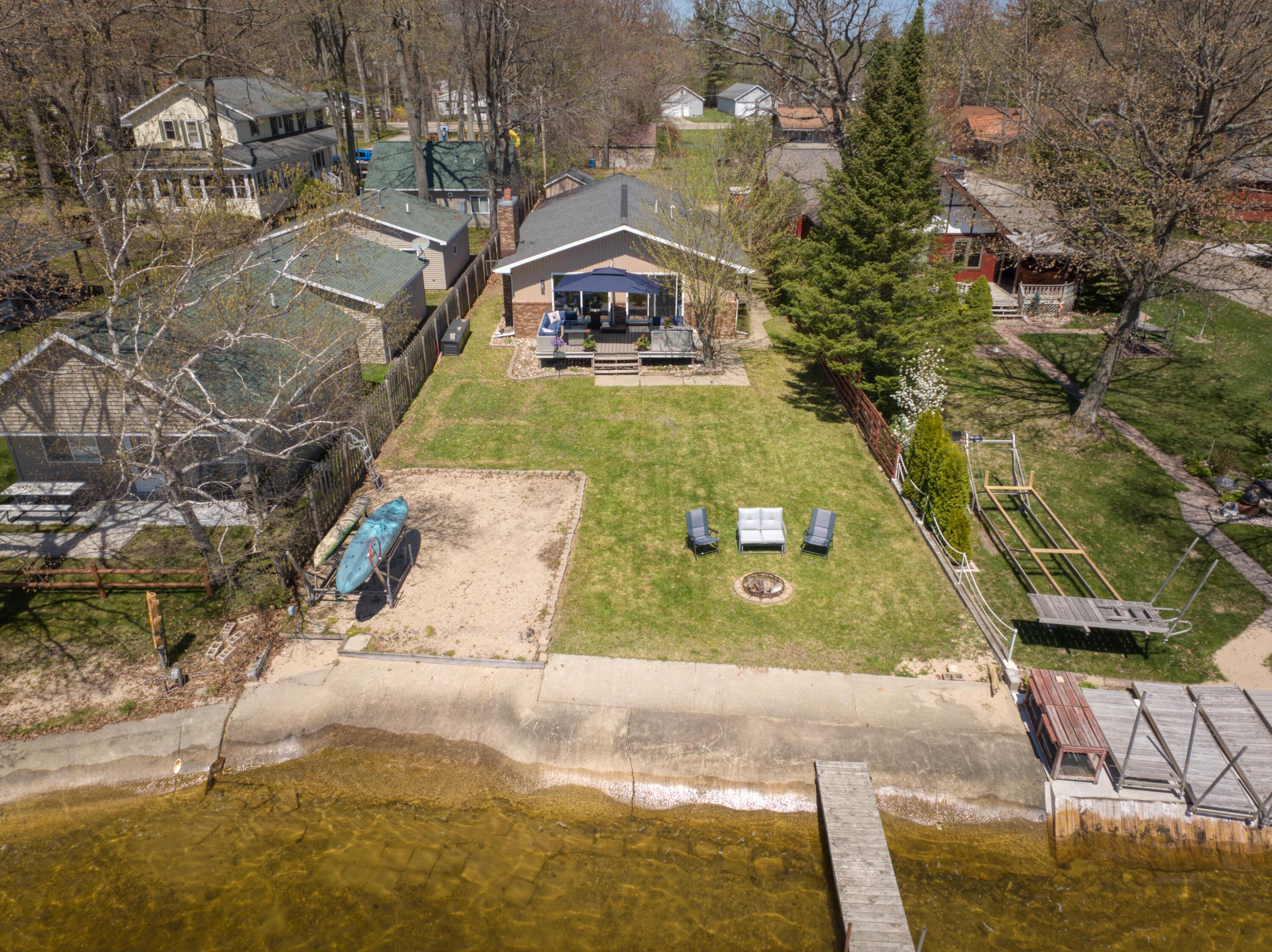 Image 2: DJI_20250426185603_0854_D_64