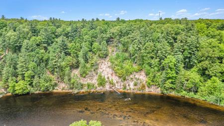 3274 E Rivers Edge