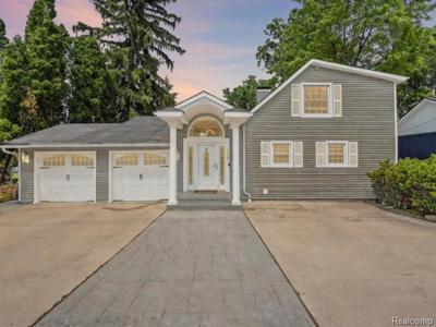 4967 Coshocton Drive