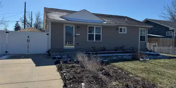 1124 Shirley Drive