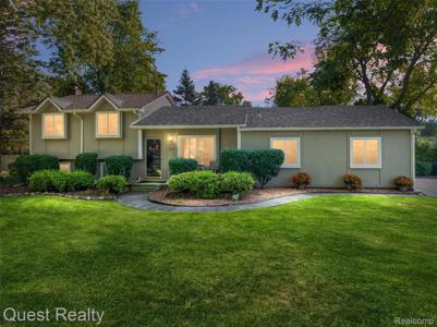 3673 Highview Street