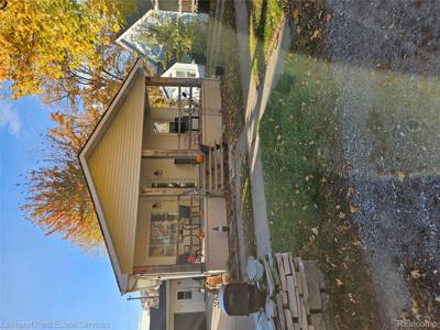 814 Saint James Street