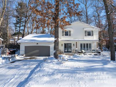 7401 Treeline Drive