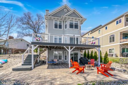 1300 N Eagle Lake Drive