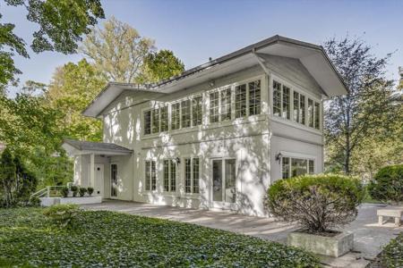 14847 Lakeshore Road