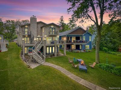 3213 WHITFIELD Drive