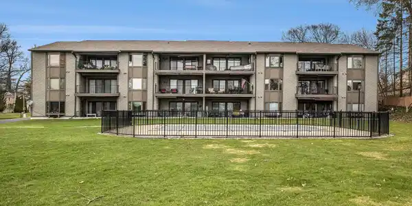 1 Hiawatha Cove Trail