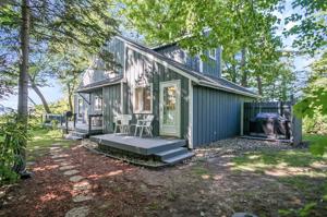 2426 W Crystal Island
