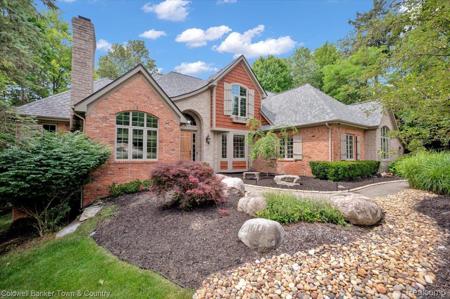 520 Iroquois Court