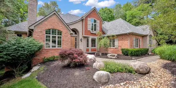 520 Iroquois Court