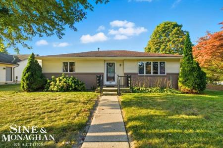 585 Aspen Way