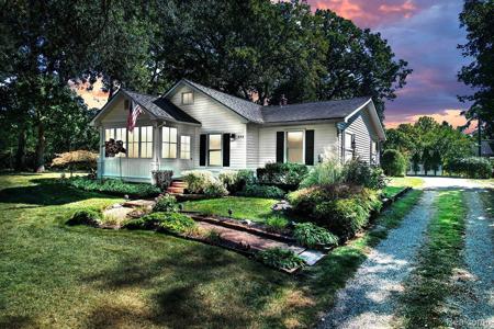 577 Lakeside Drive