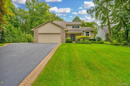 5050 Whitlow Court