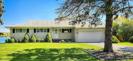 2982 Shawnee Lane