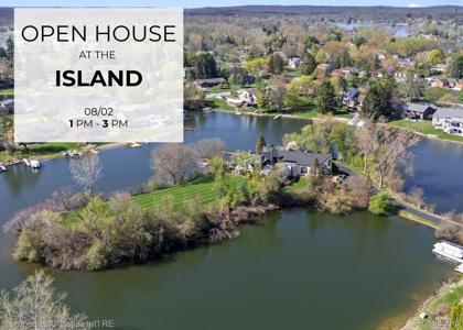 4912 Oakwood Court