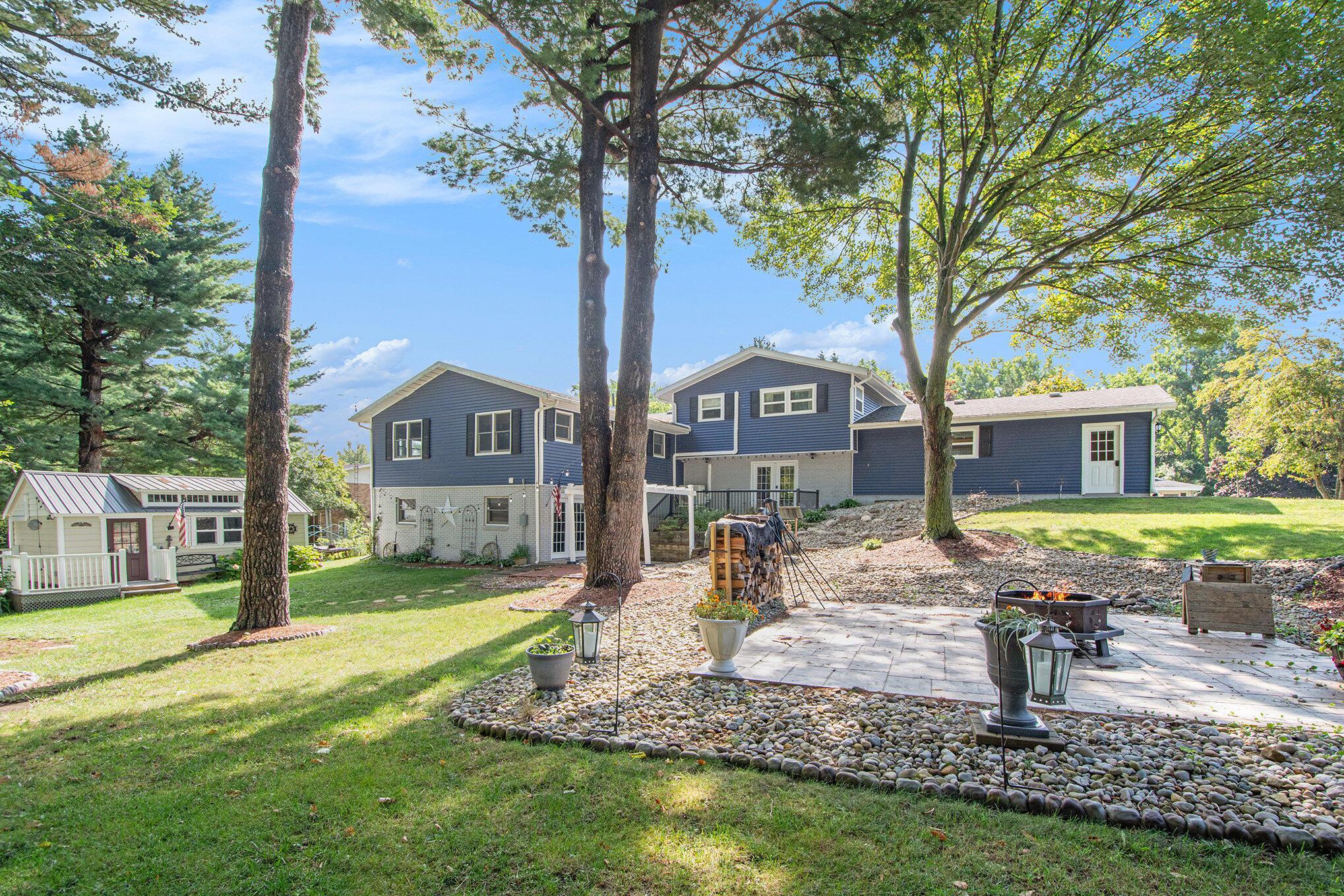 Image 4: 025_file_357