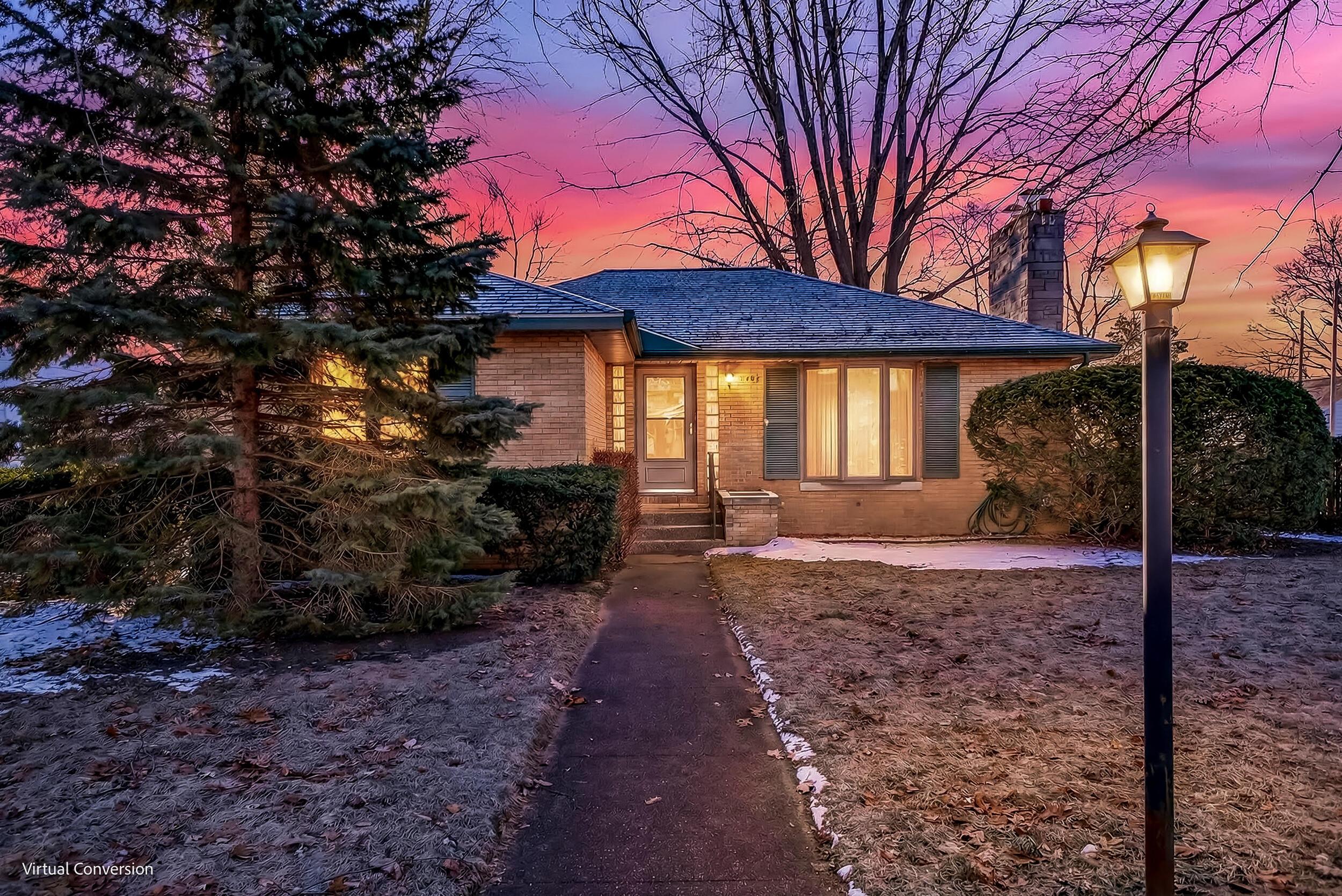 Image 2: 1201 Mills-8 TL