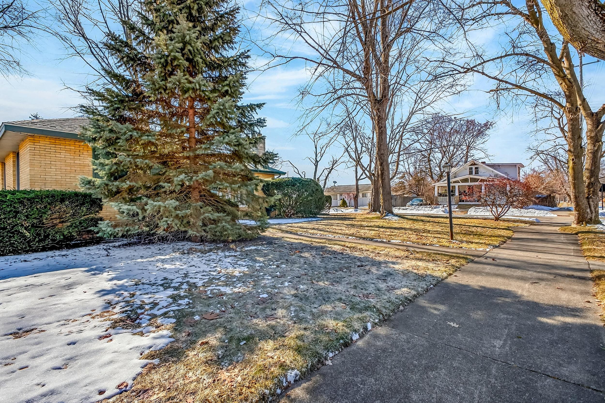 Image 4: 1201 Mills-42