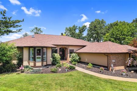 2985 Dana Pointe Drive