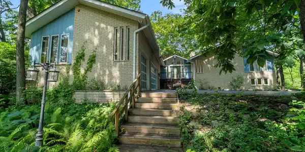 4729 Curtis Lane