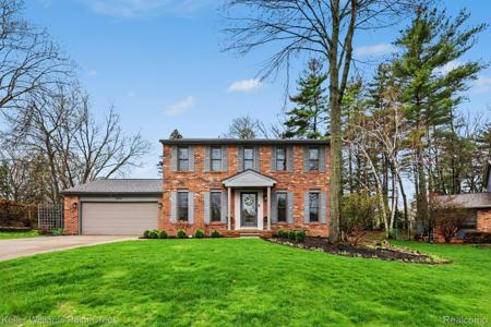 2824 Lunar Court