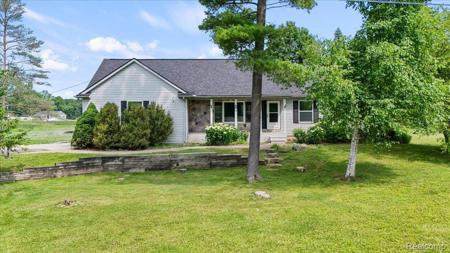 145 E Huff Lake Court