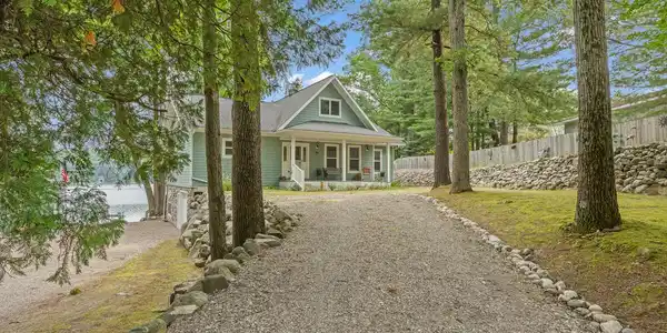 Image 2: 8583-N-Homestead_002