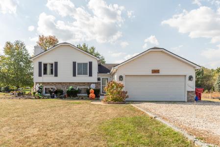 11670 Louis Lane
