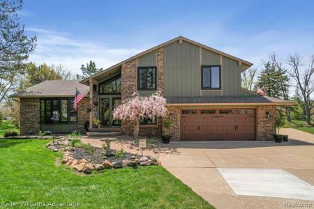 5105 Beachwood Court