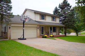 8466 HARBORTOWNE Drive
