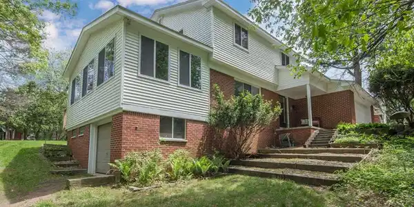 162 MENASHA Trail
