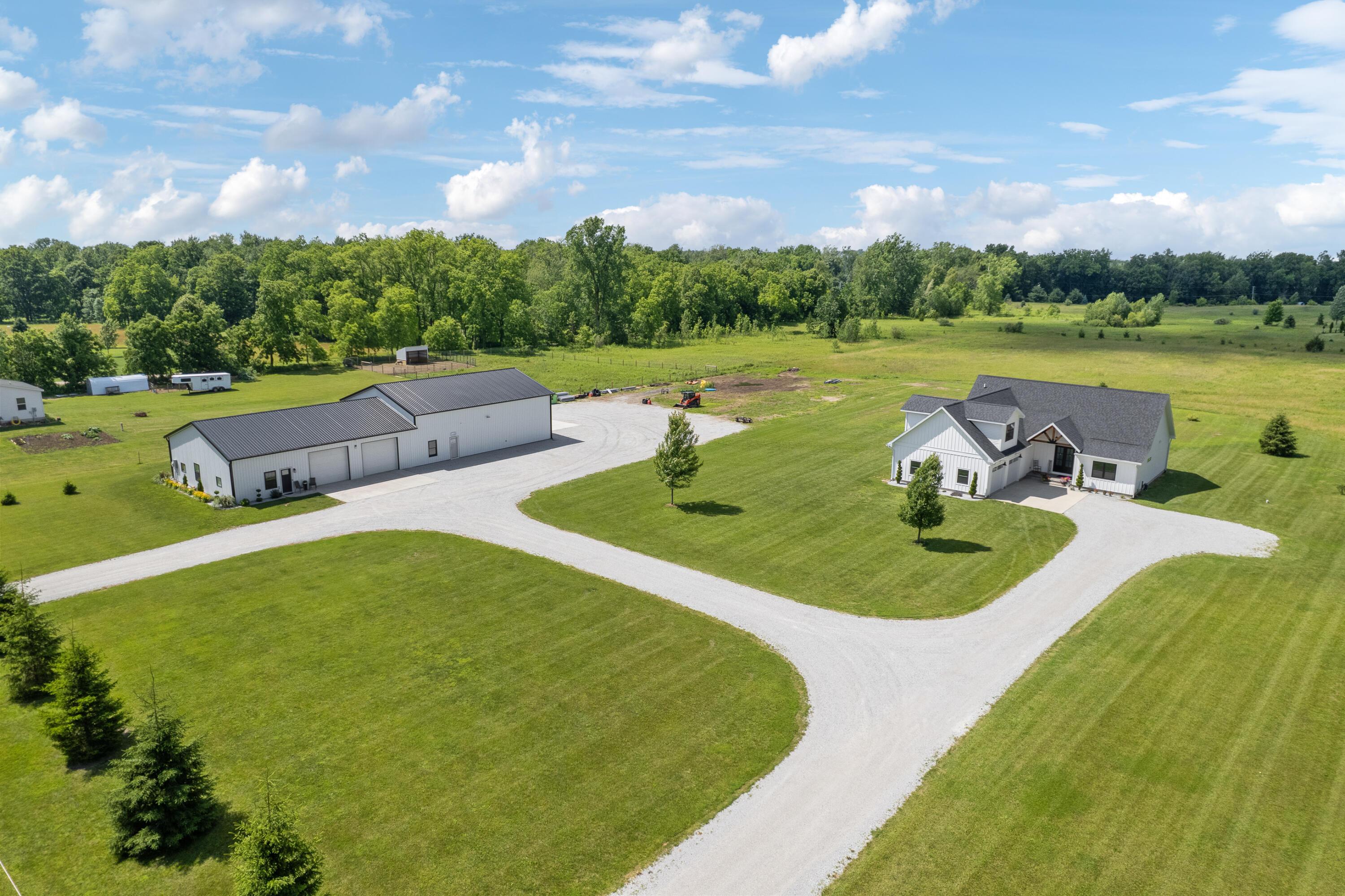 Image 1: Your Private 10-Acre Retreat