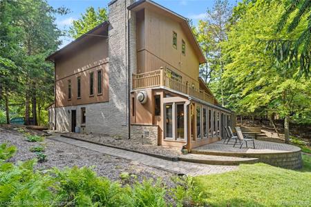 3583 Mitchell Road