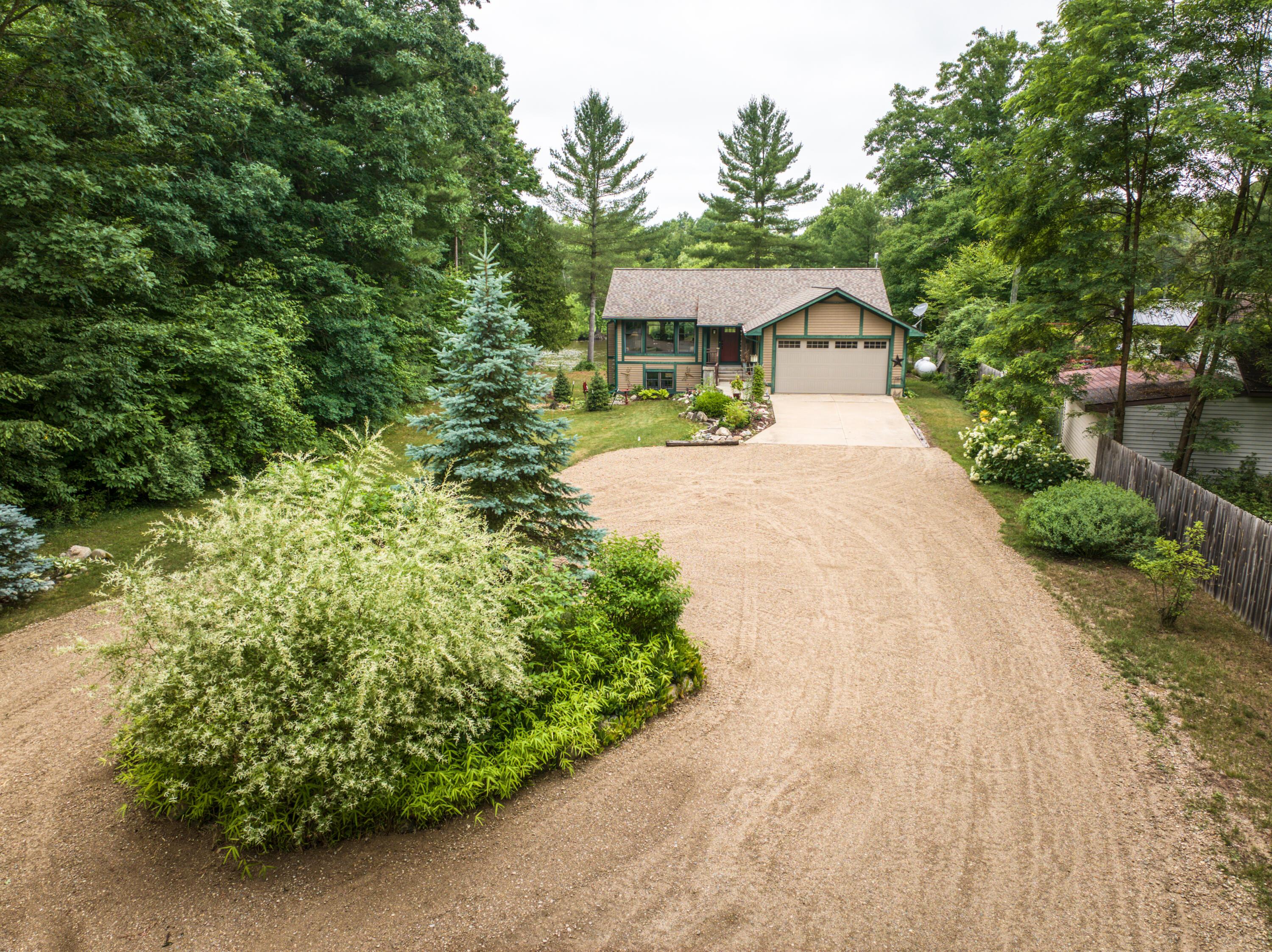 Image 3: DJI_20250620011320_0238_D_44