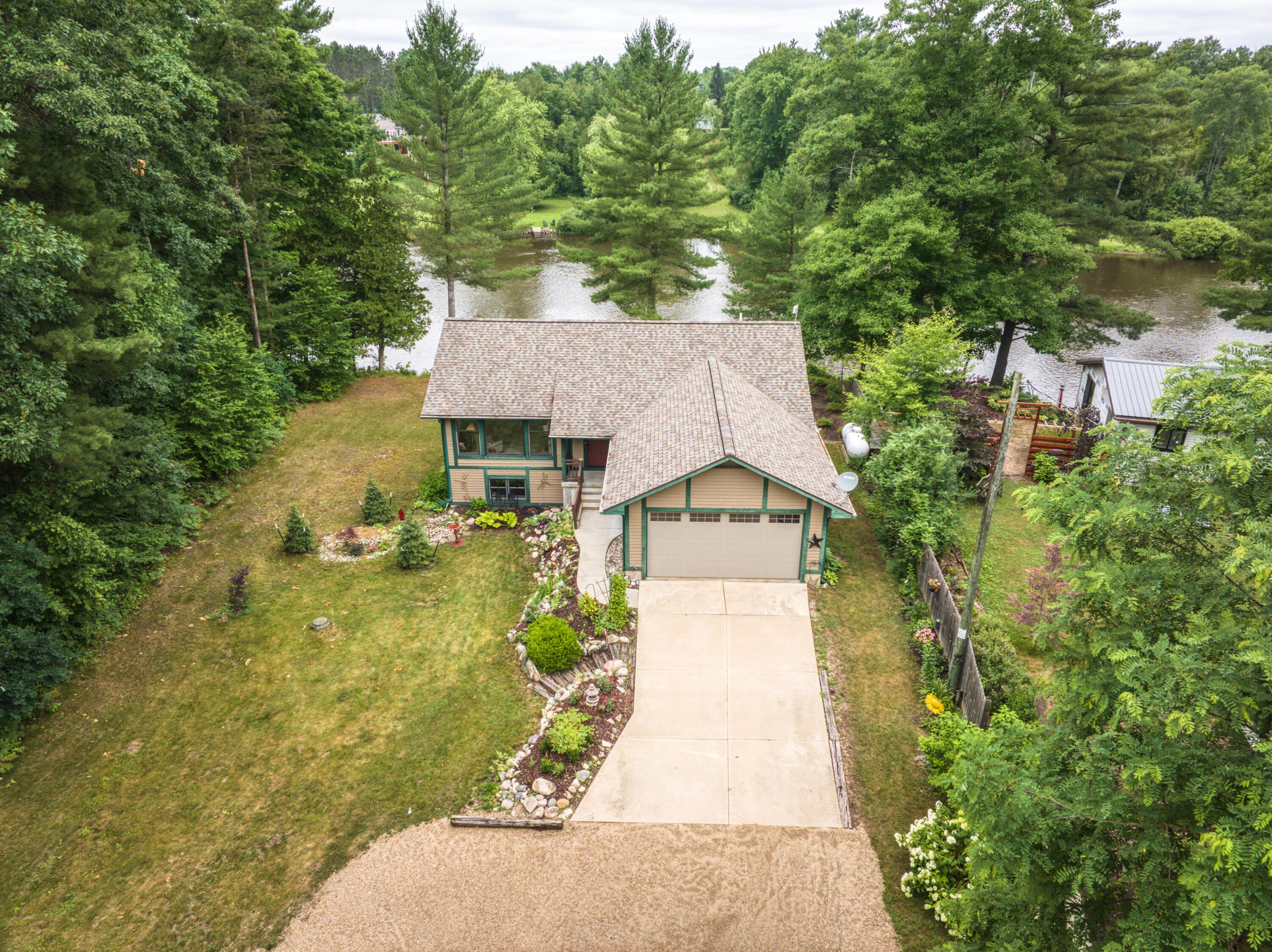 Image 4: DJI_20250620011402_0242_D_45