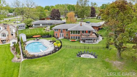 833 Allen Drive